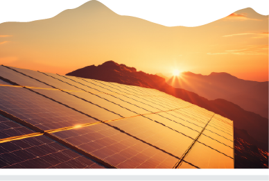 Painéis solares ao pôr do sol